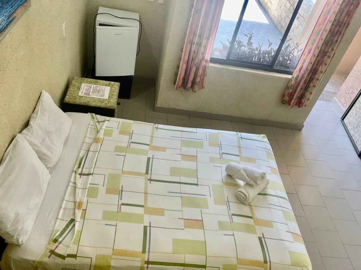 Hotel Bigu 埃斯孔迪多港 外观 照片